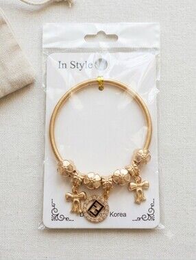 Gold Floral Charm Bracelet